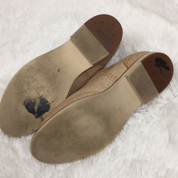 UGG Oxford Style Beige Suede Leather Shoes size 9 - Picture 6 of 8